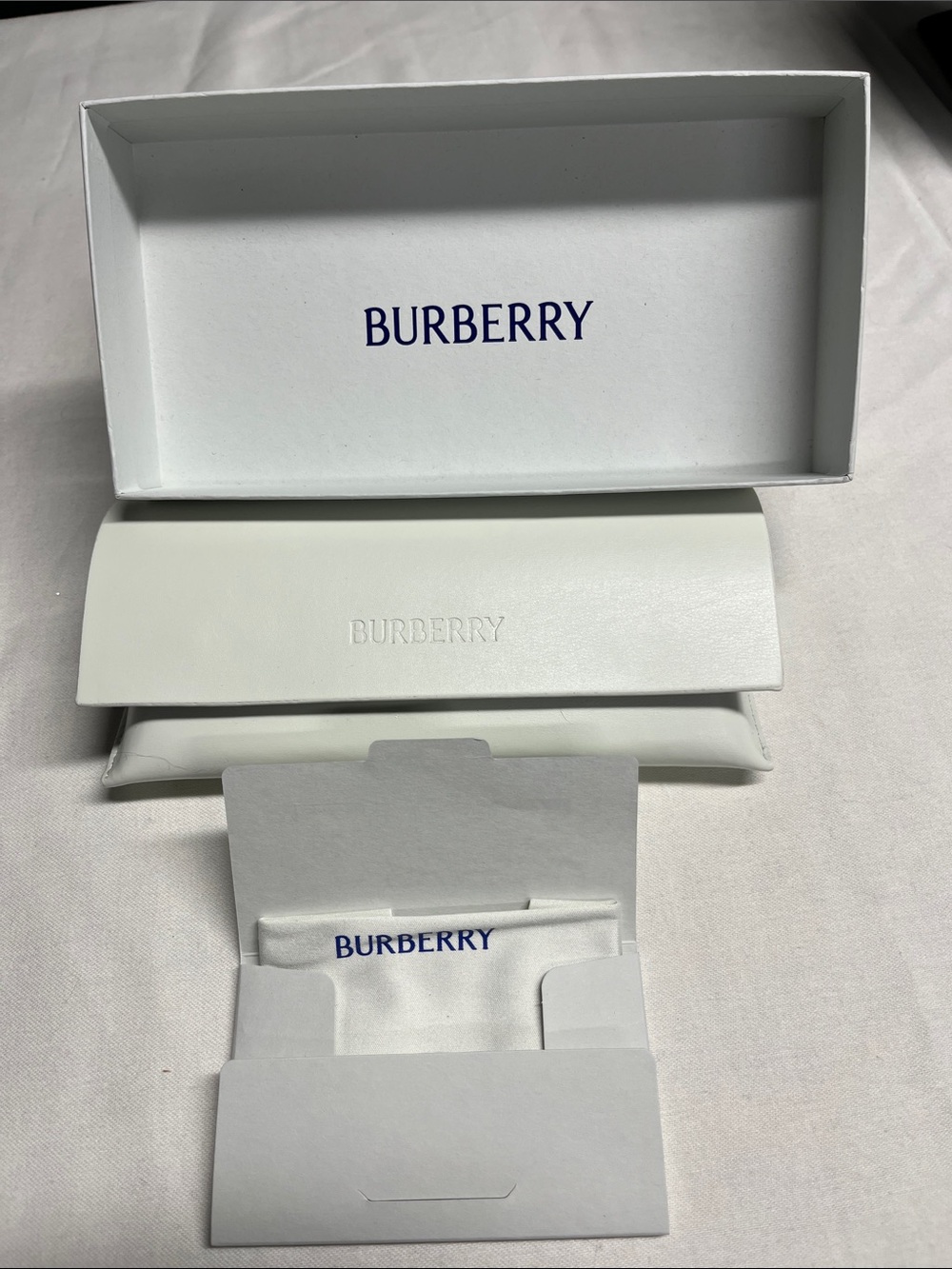 Burberry White Leather Eyewear Case with Branded Box Wipe Certificate